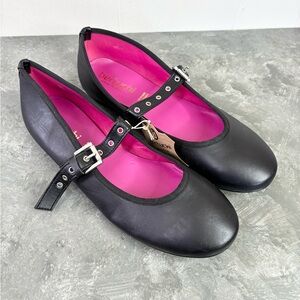 Bertuchi black leather Mary Jane flats size Eu 38 / US 7.5 new